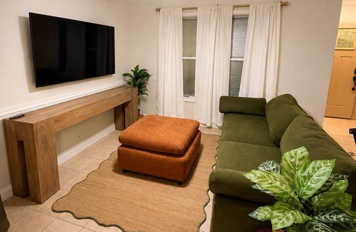 Portsmouth House | Cozy Portsmouth Getaway Near Olde Towne