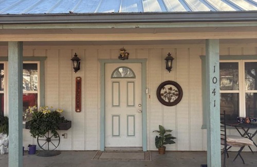 West Tawakoni House | Cozy Private Room Lake Tawakoni Home Near Park Pier