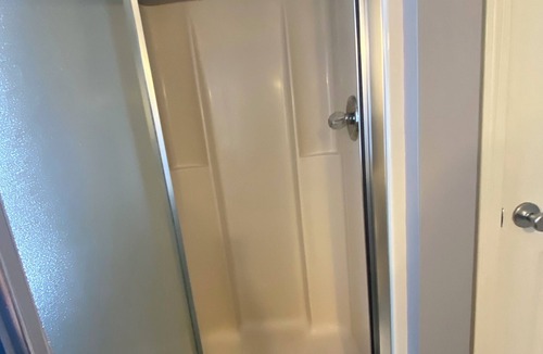 Portland House | Cozy&Quiet Home in Portland ME. One Bedroom with dedicated Bathroom “No Kitchen”