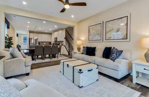 St. Martin House | Cozy Retreat in famous Bayside Resort with Pools