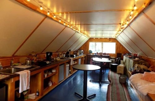 North River RV Rental | Cozy Tented Cabin Rental near the Hudson River in Upstate New York