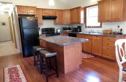 Richland Cabin | Cozy Three-Bedroom Cabin Near The Salmon River in Altmar, New York