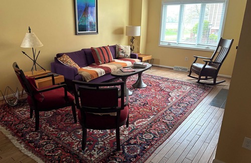South Wedge House | Cozy Townhouse By Genesee River