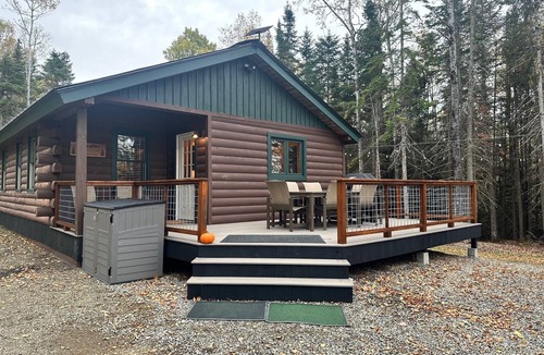 Rangeley Cabin | Cozy Up Cabin - Close to Downtown Rangeley