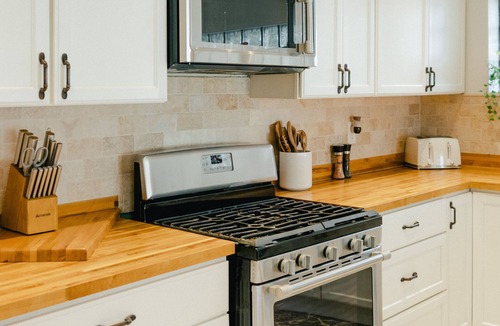 Ohio City House | Cozy Updated Century Gem- Prime Location - Sleeps 10- Make yourself at home!