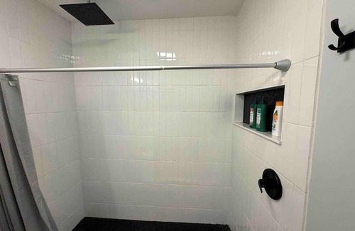Downtown Rochester Apartment | Cozy Vibrant Studio - Perfect for long term stays
