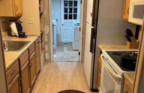 Bridgton Cabin | Cozy waterfront cabin w/AC and Hot Tub; dog friendly - 25% off Memorial Weekend
