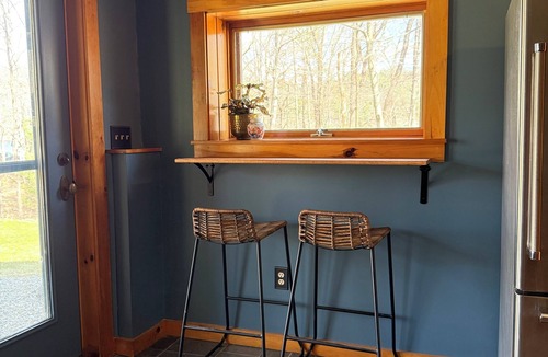 Camden Cabin | Cozy Waterfront Guesthouse Getaway in Camden with Mountain Views