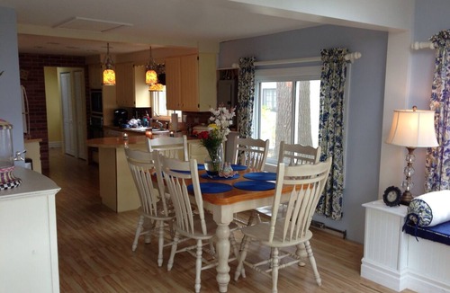 Conesus House | Cozy waterfront retreat on Conesus Lake