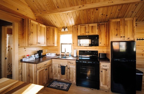 Hector Cabin | Cozy Wine Cabin escape with Breathtaking Views 5