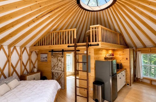 Ellsworth Cabin | Cozy Yurt with Hot Tub and Graham Lake Access Near Acadia, Waltham, Maine