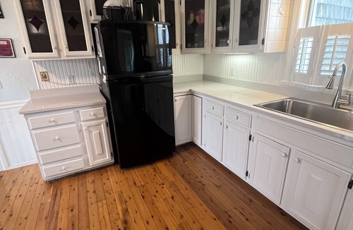 Camp Ellis House | Crisp, clean beach house - Across from beach-free linens.