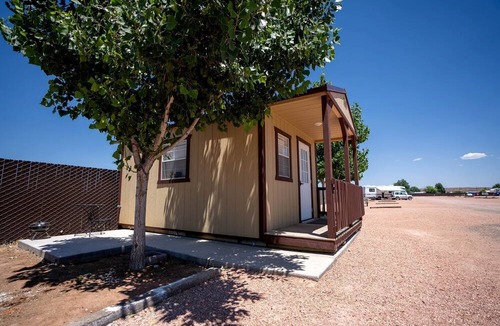 Fredonia Cabin | Cute and Cozy Cabin Perfect for Couples in Fredonia, Arizona