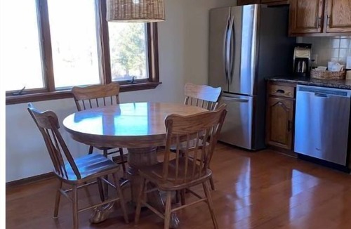 Wales Center House | Dave & Susie's Place