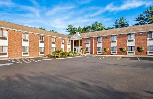 Brunswick Hotel | Days Inn by Wyndham Brunswick Bath Area