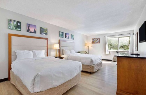 Erie Hotel | Days Inn by Wyndham Erie