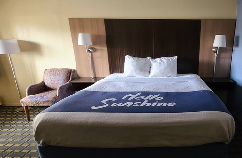 Tonawanda Hotel | Days Inn by Wyndham Tonawanda/Buffalo