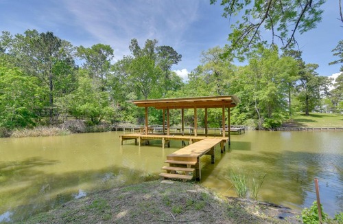 Pointblank House | Deck & Dock Access! Sunlit Lake Livingston Escape