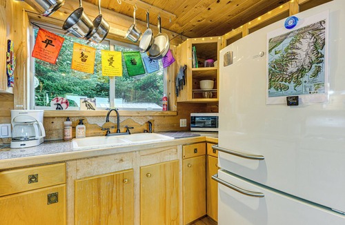 Homer Cabin | Deck & Panoramic Views: Bayfront House in Homer!