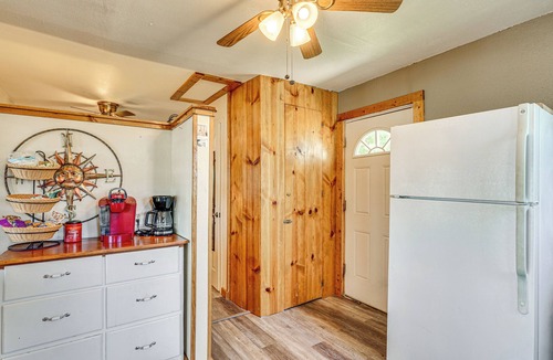 Climax Springs Apartment | Deck w/Covered Dock! Lakefront Ozark Cottage