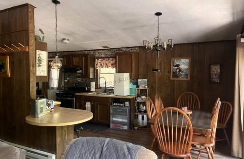 Russell Cabin | Deep Woods Cabin Rentals Cabin #1 Pet Friendly
