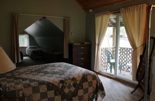 Chestertown Cabin | Deer Run, Gore Mountain, pool, steps from Loon Lake