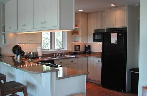 West Tremont House | Delightful Maine Home with Panoramic Views of Water and Sky!