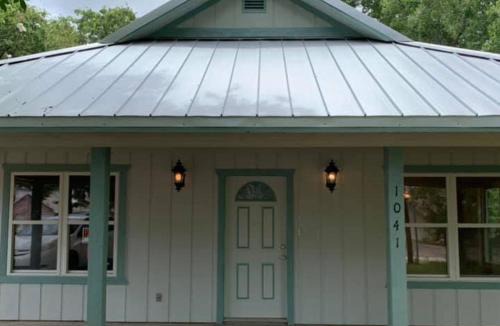 West Tawakoni House | Deluxe Private Room Lake Tawakoni Home Near Park Pier