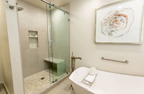 Deer Valley Hotel | Deluxe Two Queen Room Hotel Room by RedAwning