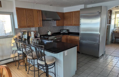 Ocean Bluff-Brant Rock House | Direct Oceanfront - Spacious 4-bedroom house in peaceful Marshfield with AC