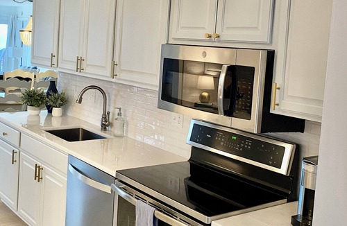 South Bethany House | DIRECT OCEANFRONT Beautifully Renovated; very rarely rented