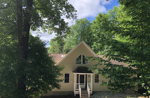 Bolton Landing House | Discount for weeks August 17 & August 24 BOLTON LANDING - Beautiful, Quiet Home