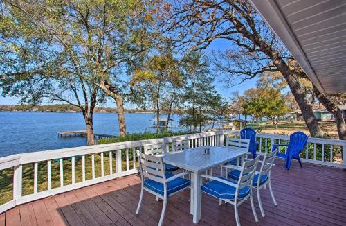 Enchanted Oaks House | Dock & Fire Pit: Lakefront Cedar Creek Home!