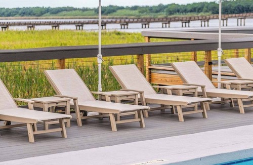 Georgetown House | Dockside Villas w. Pool + Boat Slip!