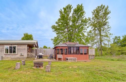 Westford Apartment | Dog-Friendly Cabin Near Pymatuning Lake!