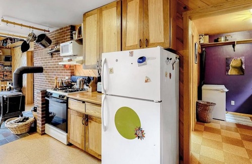 Northeast Somerset House | Dog-Friendly Lakefront Home w/Deck, Firepit, Water Views & Games