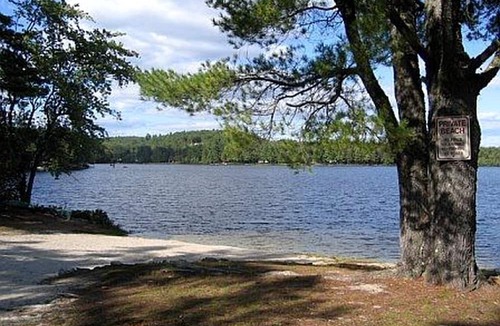 Brownfield Cabin | Dog-Friendly Lakeside Cabin Rental with Private Beach in Brownfield, Maine