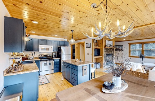 Rumford Center House | Dog-friendly Sunday River retreat with large yard, grill, washer/dryer