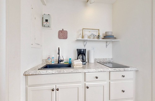 Wiscasset Apartment | Downtown, ground floor studio near the ocean w/patio, outdoor dining area & more