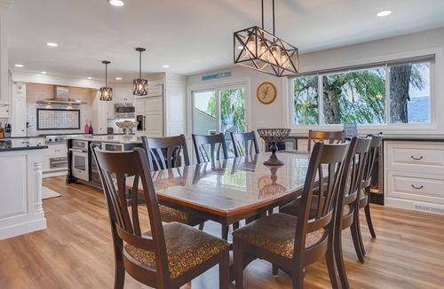 Hammondsport House | Dreamways: "Memorable Views + Pet Friendly!"