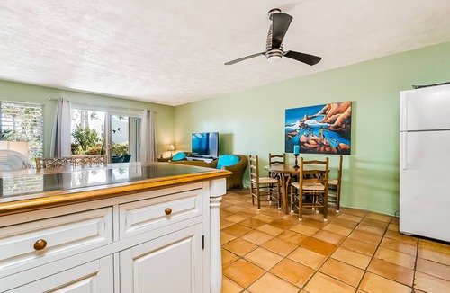 Ualapue Apartment | Dreamy oceanfront resort condo with pool, tennis courts, & beach access