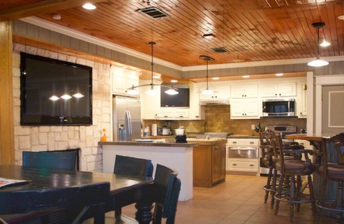 Denison Cabin | Duplex Style Cabin on Lake Texoma: Cabin 214