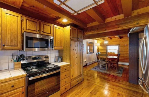 Eagle River House | Eagle River Retreat | Backcountry Log Cabin
