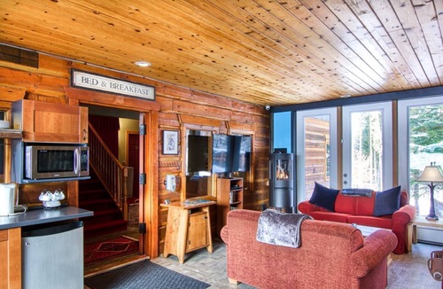 Panorama Bed & Breakfast | Earl Grey Lodge