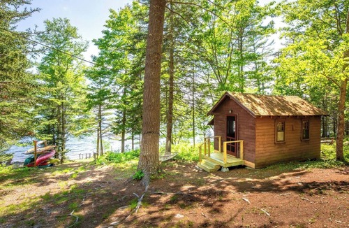 Bremen Cabin | East Camp Stay - Cabin 1 + 3 + 4
