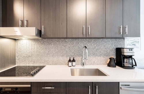 Deer Valley Condo | East Village Studio -Amenities, Walk-Shuttle to Ski In/out