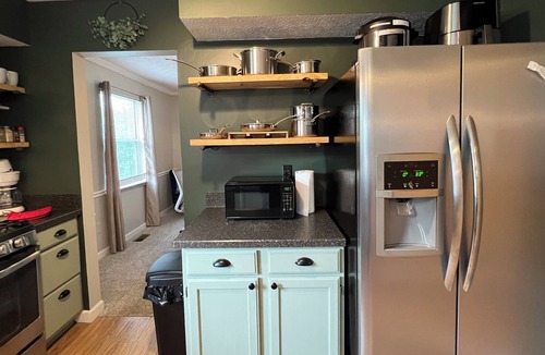 Pickerington House | Eat Here. Sleep Here. Love it Here!