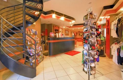 Niagara Falls Cabin | Econo Lodge at the Falls North