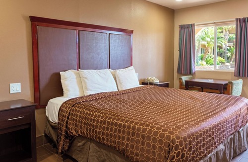 Gladewater Hotel | Economy Inn by Hotel O Gladewater, TX