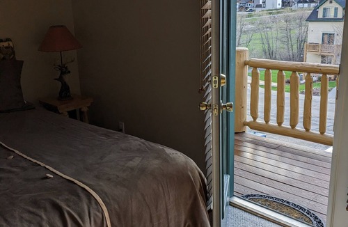 Eden Condo | Eden/Powder Mountain/Snowbasin: mountain getaway, skiing, hiking, biking, golf